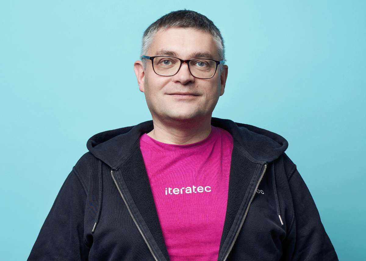 Uwe Barthel arbeitet seit 2018 als Software Architect bei iteratec. Er ist unter anderem für System Reviews, System Health Checks und die strategische IT-Modernisierung verantwortlich